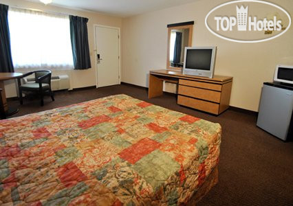 New photos from tourists Econo Lodge Colonie Center Mall 2*