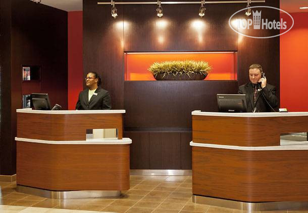 Hotel photo Courtyard Buffalo Airport 3*