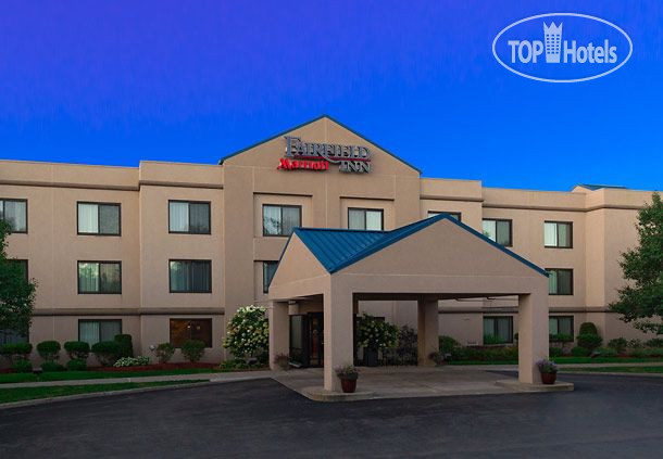 Hotelier's photos Fairfield Inn Rochester East 3*