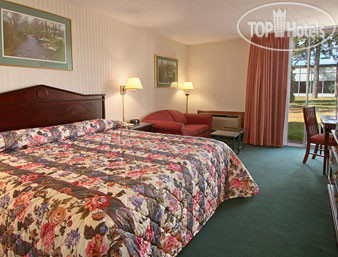New photos from tourists Ramada Queensbury Lake George 2*