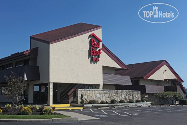 Hotelier's photos Red Roof Inn Binghamton 2*