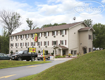 Hotelier's photos Super 8 Johnstown Gloversville 2*