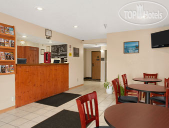New photos from tourists Super 8 Massena 2*