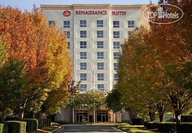 Hotelier's photos Renaissance Charlotte Suites 3*