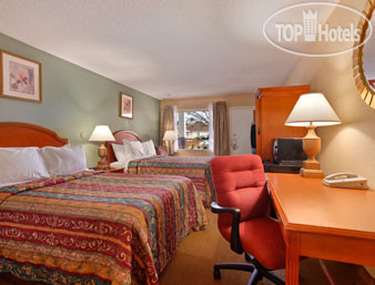 Новые добавленные фото туристов Super 8 Raleigh 2*