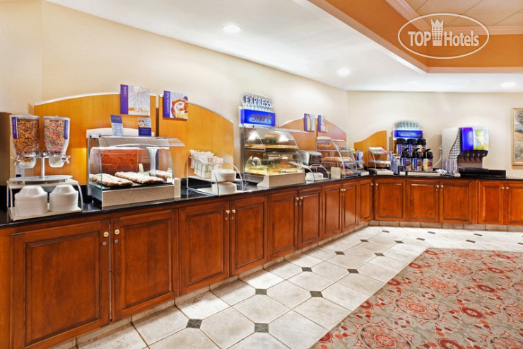 New photos from tourists Holiday Inn Express Wilkesboro 2*