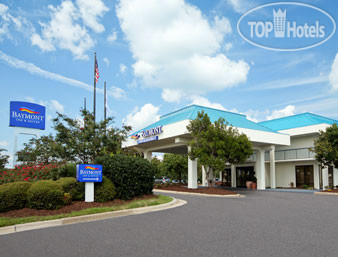 Hotelier's photos Baymont Inn & Suites Camp Lejeune 2*
