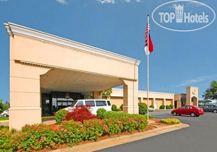 Hotel photo Clarion Hotel Greensboro Airport 3*