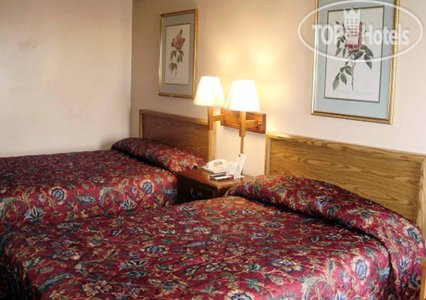New photos from tourists Econo Lodge McDonough 1*