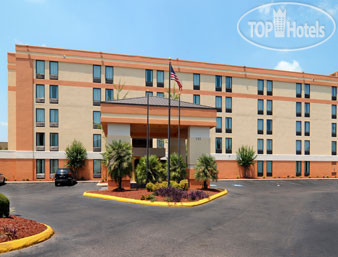 Hotel photo Baymont Inn and Suites Augusta West 2*
