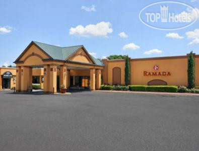 Hotel photo Ramada Conference Center Forsyth 3*