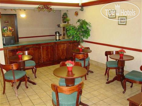 New photos from tourists Country Hearth Inn Monroe