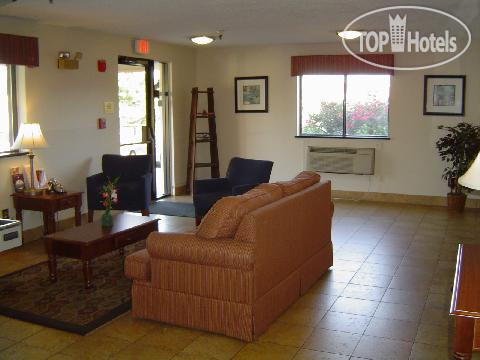 New photos from tourists Super 8 Atlanta Airport Hotel 2*