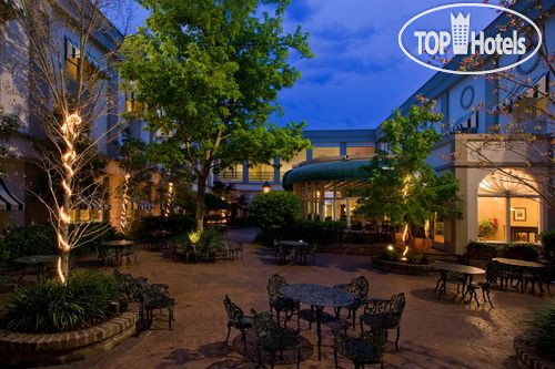 Новые добавленные фото туристов Holiday Inn Historic District Mulberry 3*