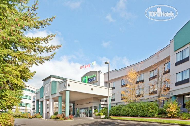 Hotelier's photos Holiday Inn Express Bellingham 2*