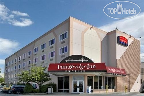 Hotelier's photos Fairbridge Inn Express Spokane 2*