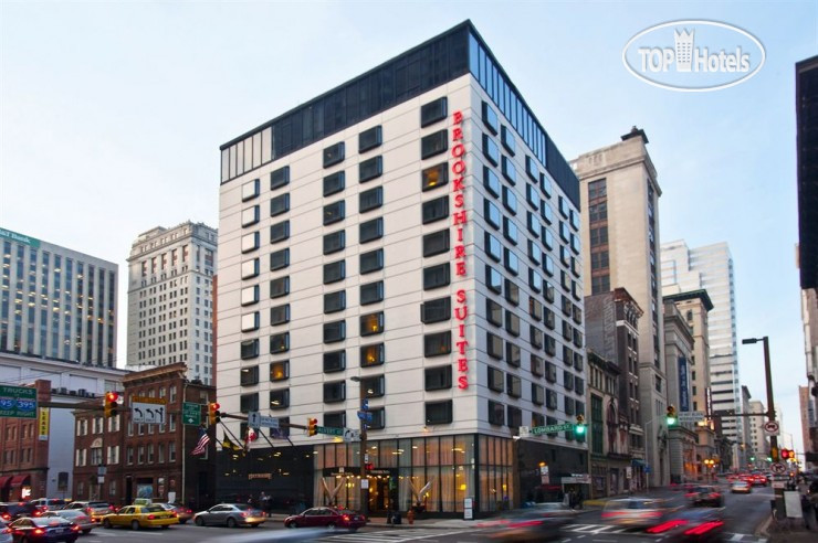 Hotelier's photos Brookshire Suites Baltimores Inner Harbor 3*