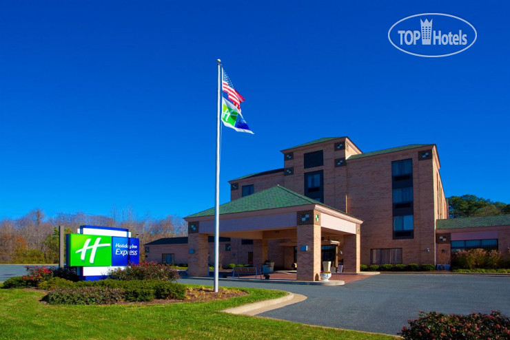 Hotelier's photos Holiday Inn Express Easton 2*