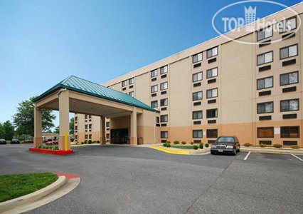Hotelier's photos Comfort Inn Oxon Hill 2*