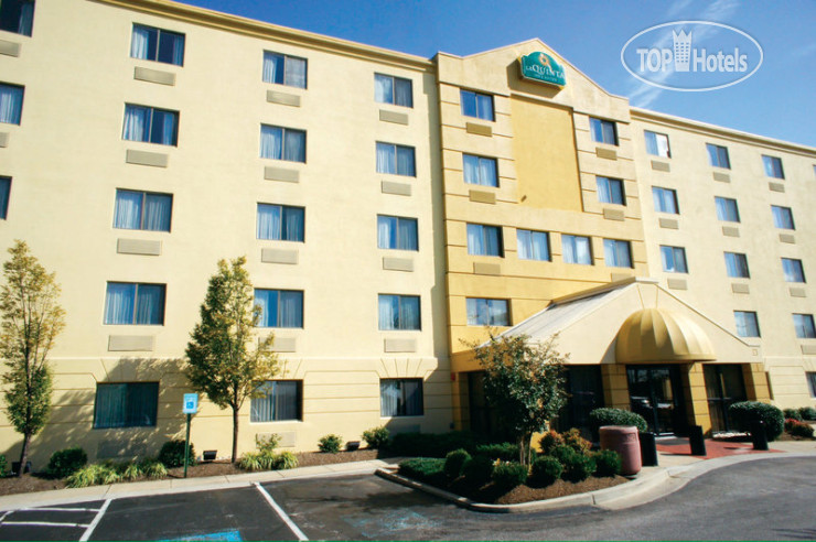 Hotelier's photos La Quinta Inn & Suites Baltimore BWI Airport 3*