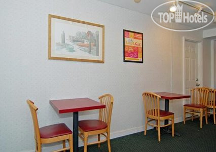 New photos from tourists Econo Lodge Maine Mall 2*