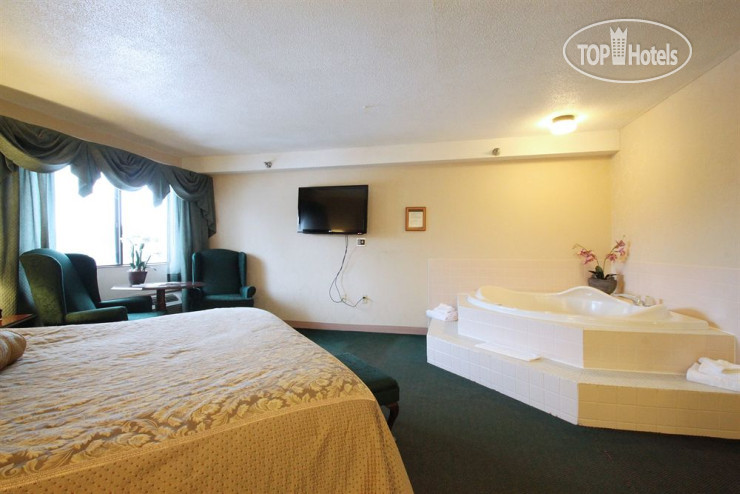 Новые добавленные фото туристов Black Bear Inn Conference Center & Suites 3*