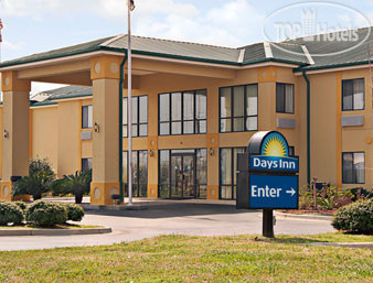 Hotelier's photos Days Inn Montgomery 2*