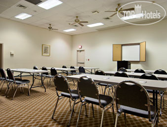 New photos from tourists Days Inn Athens College 2*