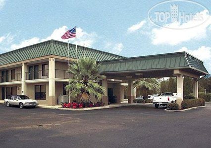 Hotelier's photos Econo Lodge Saraland 2*