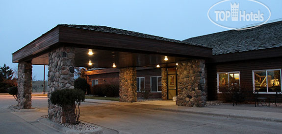 Hotel photo Cmon Inn Hotel & Suites Thief River Falls 