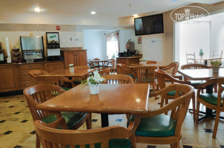 New photos from tourists La Quinta Inn & Suites Brooklyn Park 3*