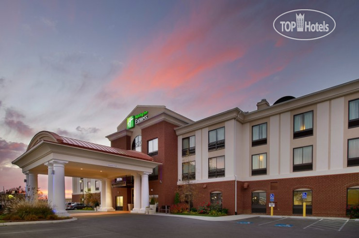 Hotel photo Holiday Inn Express Hotel & Suites Tullahoma 2*