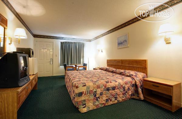 New photos from tourists Americas Best Value Inn-Athens 2*