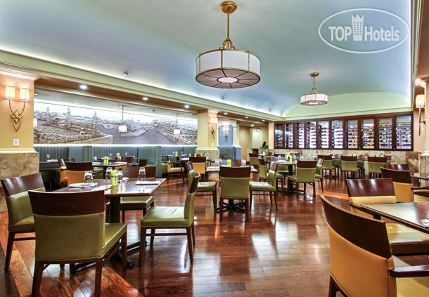 New photos from tourists Renaissance Des Moines Savery 3*