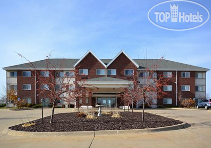 Hotel photo MainStay Suites Dubuque 2*