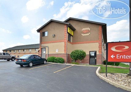 Hotel photo Econo Lodge Cedar Rapids 2*