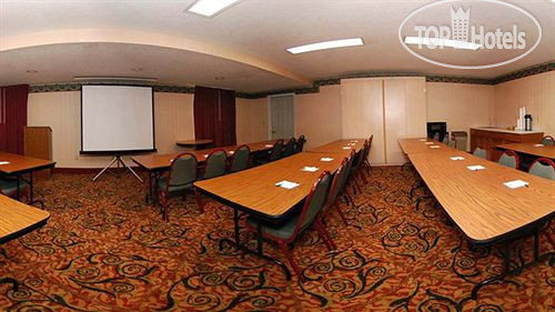 New photos from tourists Collins Inn & Suites Cedar Rapids 2*