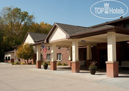 Hotelier's photos Quality Inn & Suites Decorah 2*