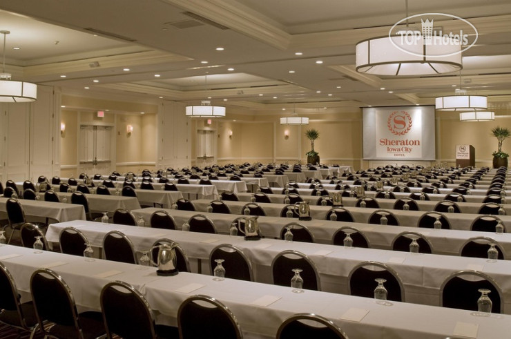 New photos from tourists Sheraton Iowa City 3*