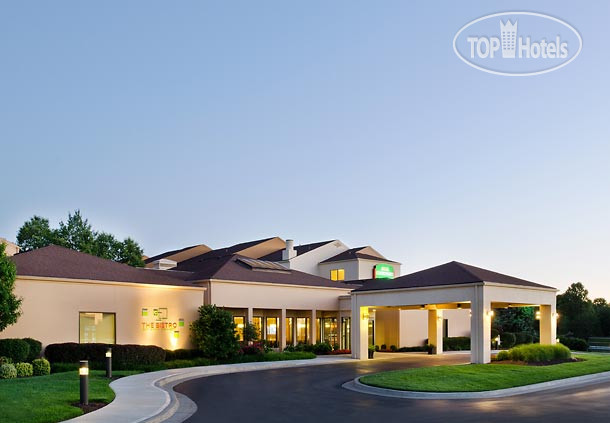 Hotelier's photos Courtyard by Marriott Kansas City Overland Park-Metcalf, South of College Boulevard 3*