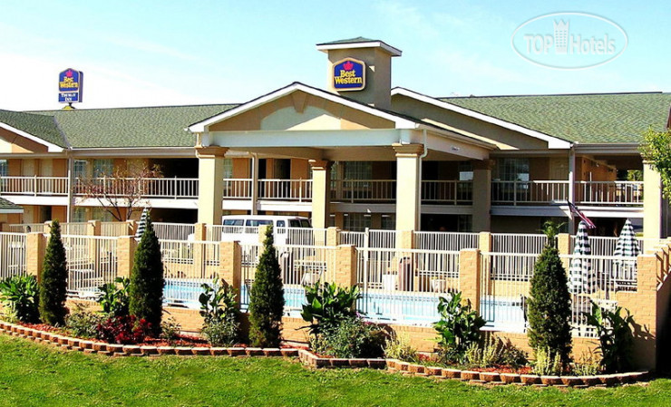 Hotelier's photos Best Western Truman Inn 2*
