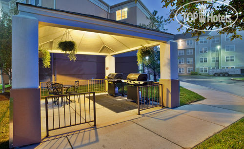 Hotelier's photos Candlewood Suites St. Louis 2*