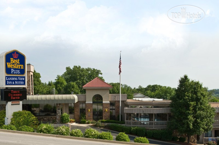 Hotelier's photos Best Western Plus Landing View Inn & Suites 2*