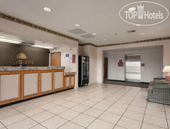New photos from tourists Days Inn Jefferson City 2*