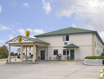 New photos from tourists Super 8 Sikeston Miner Area 2*