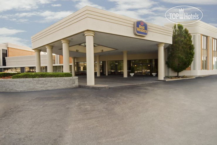 Hotelier's photos Best Western Airport Plaza Inn 2*