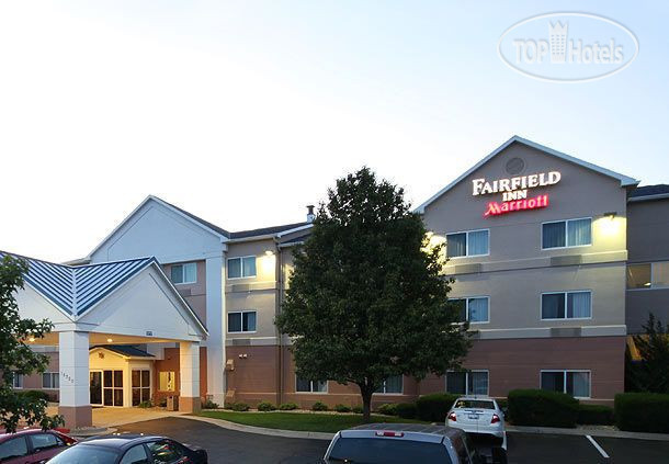 Hotelier's photos Fairfield Inn Kansas City Independence 2*