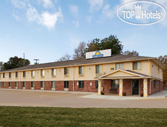 Hotel photo Days Inn Warrensburg 2*