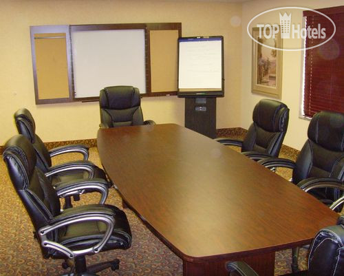 Новые добавленные фото туристов Holiday Inn Express Hotel & Suites Bentonville 2*