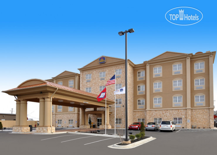 Hotelier's photos Best Western Plus JFK Inn & Suites 3*
